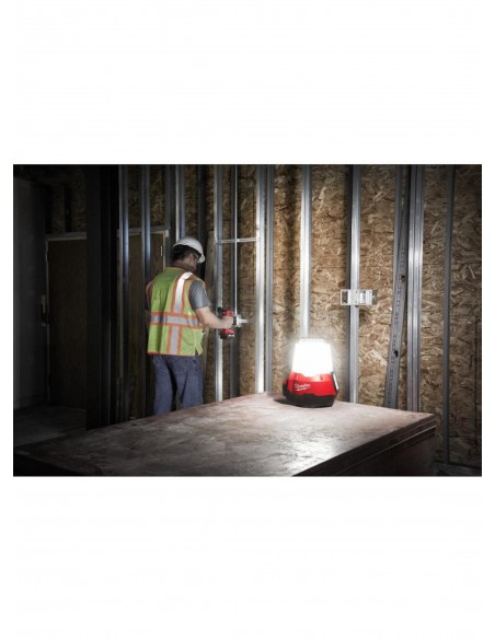 Milwaukee M18 HOAL-0 - Faro led a batteria ad elevate prestazioni, solo  corpo